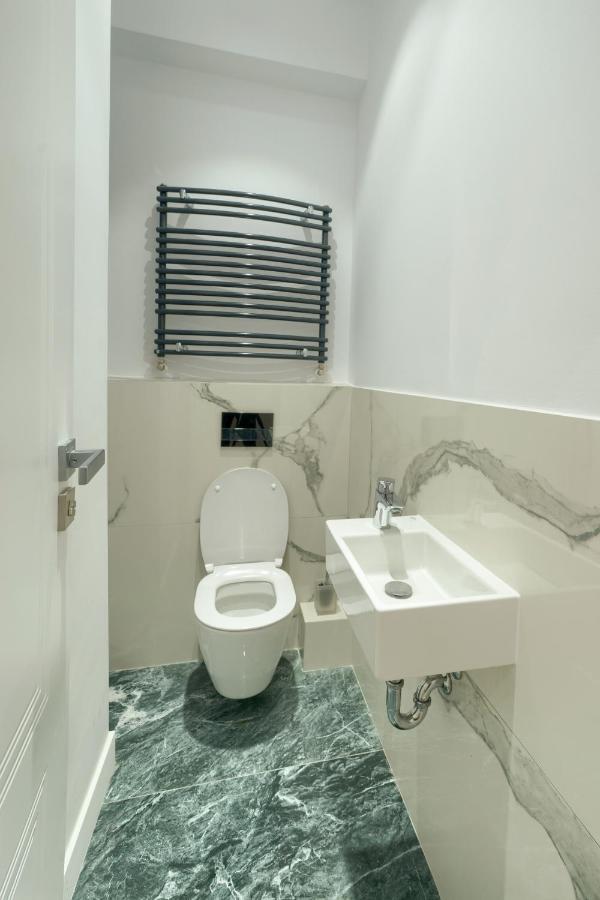 Elysium Residence ทิมิชัวรา ภายนอก รูปภาพ